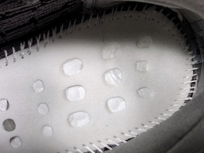 a*d*i*s Y**zy 350v2 boost gray orange eg7963