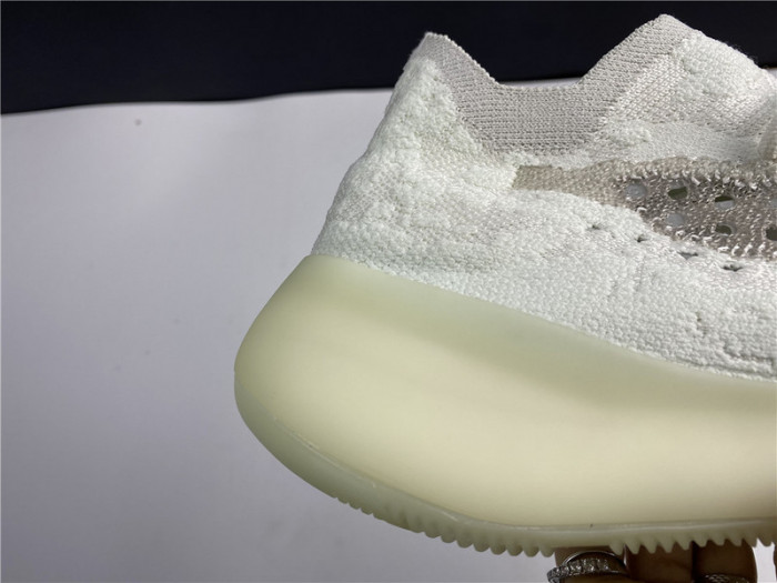 a*d*i*s Y**zy boost 380 “calcite” gz8668