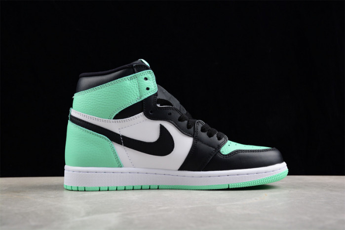 air jordan 1 high og green glow dz5485-130
