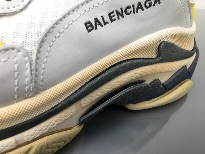 blcg sneaker triple.s.gomma 483523-w06e3-7073