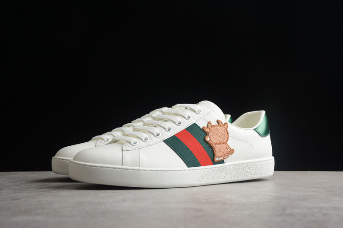 G*u*i low-top sneaker g896-096
