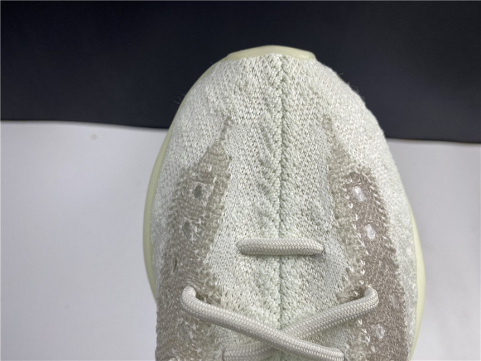 a*d*i*s Y**zy boost 380 calcite glow gz8868