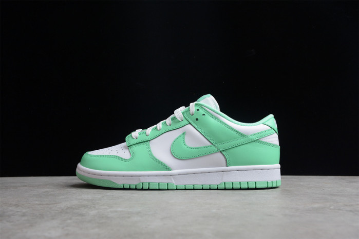 nike dunk low green glow (w) dd1503-105