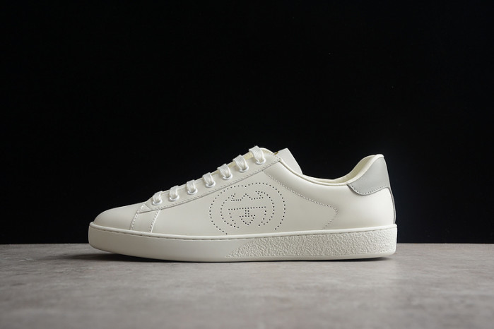 G*u*i low-top sneaker g895-065
