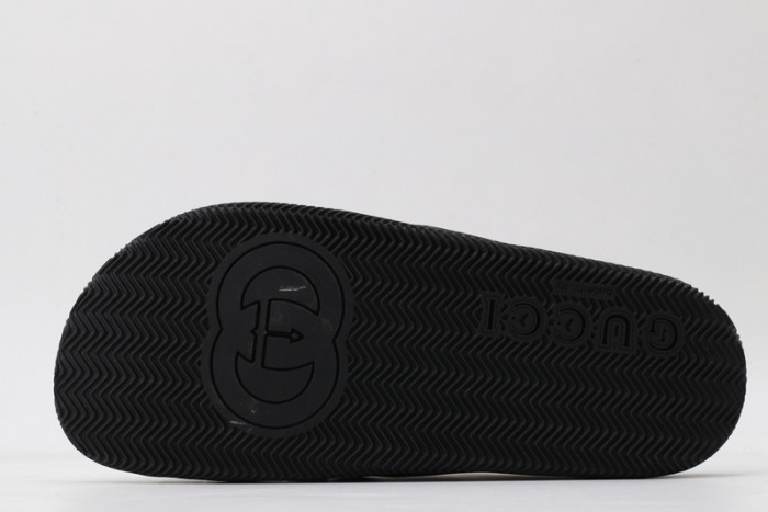 G*u*i slippers gu568-013