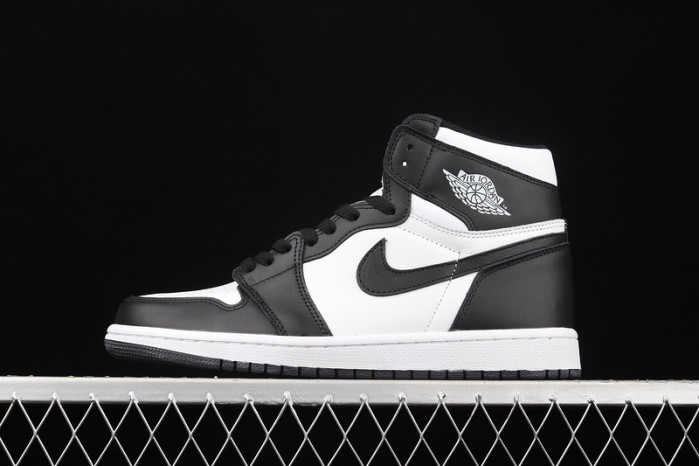 air jordan 1 retro black white (2014) 555088-010