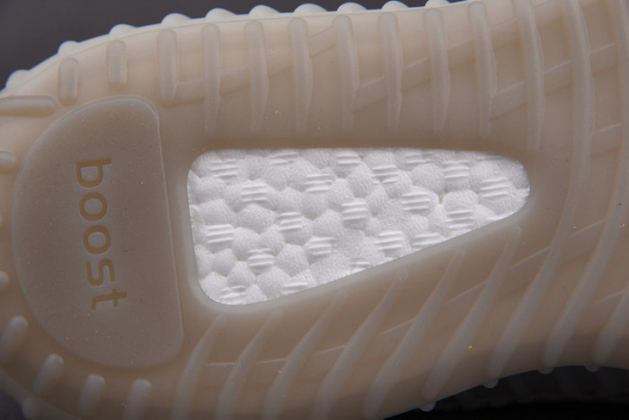 a*d*i*s Y**zy boost 350 v2 tail light fx9017