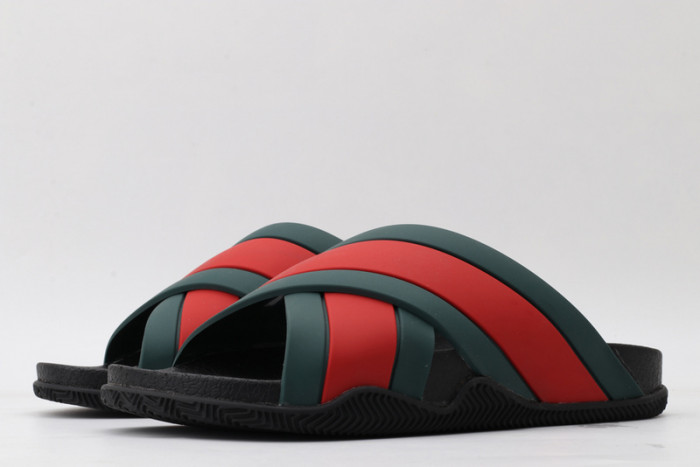 G*u*i slippers gu568-013