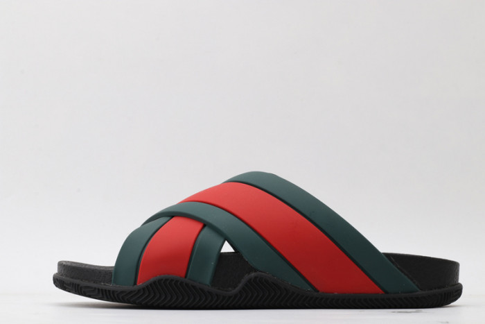G*u*i slippers gu568-013
