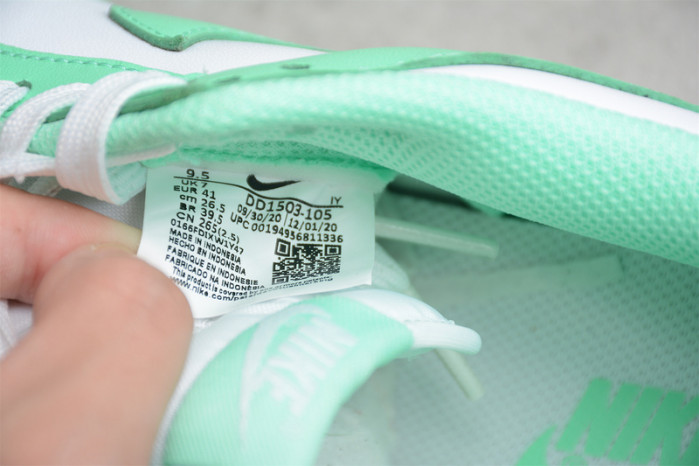 nike dunk low green glow (w) dd1503-105