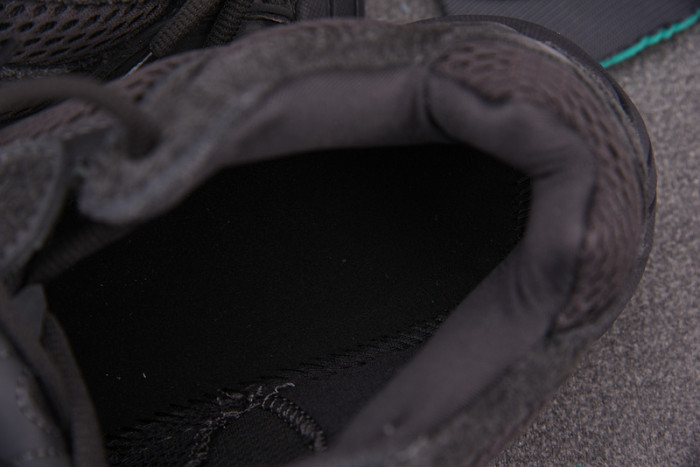 a*d*i*s Y**zy 500 utility black f36640