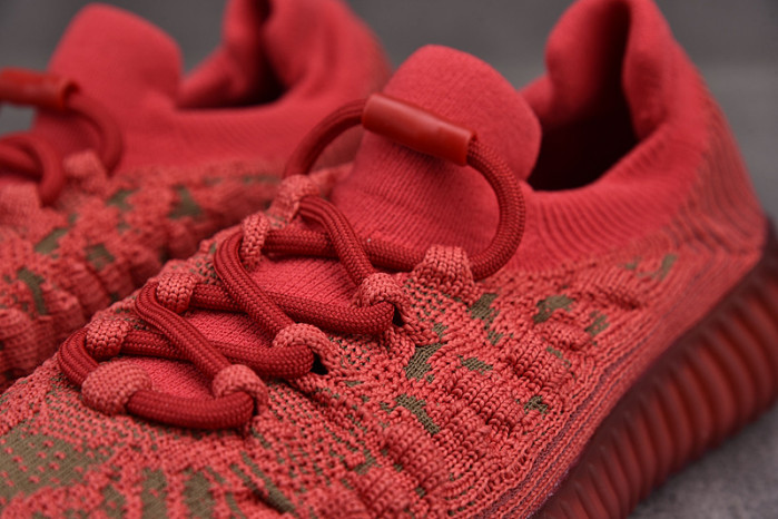 Y**zy boost 350 v2 cmpct 