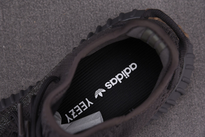 a*d*i*s Y**zy boost 350 v2 cinder reflective fy4176