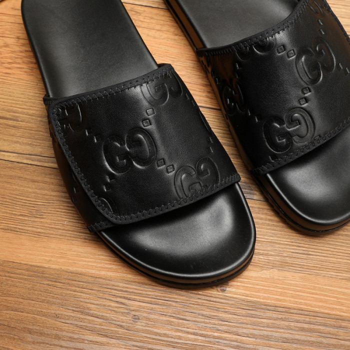 G*u*i slippers gu568-040