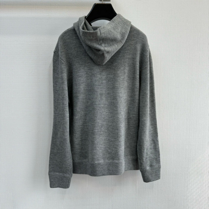G*u*i* gg1216-001