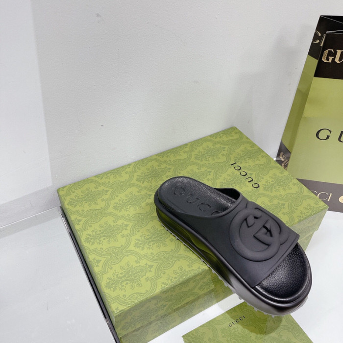 G*u*i slippers gu568-007