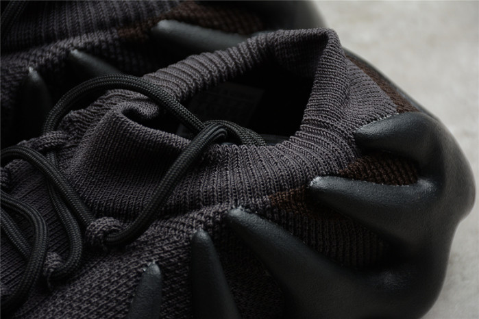 a*d*i*s Y**zy 450 “cloud black”
