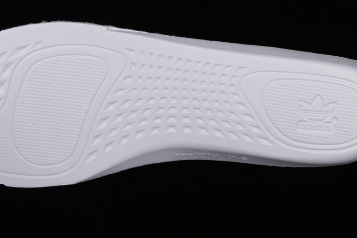 a*d*i*s Y**zy boost 350 v2 light gy3438