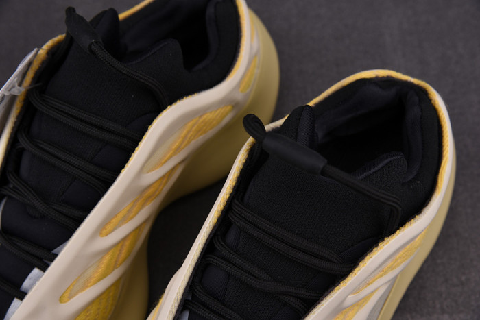 a*d*i*s Y**zy 700 v3 “srphym"g54853