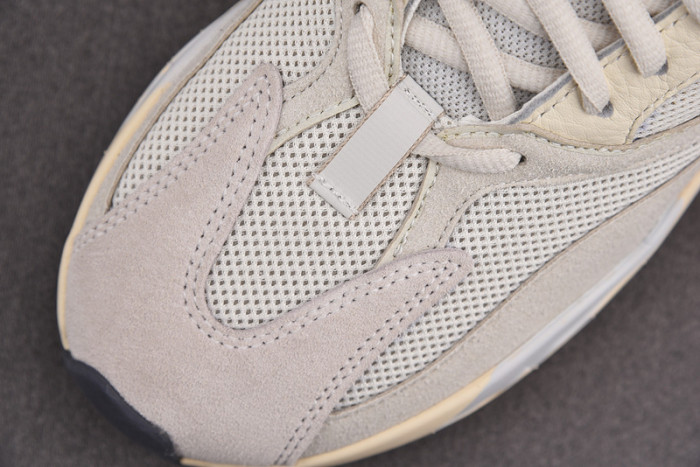 a*d*i*s Y**zy boost 700 analog eg7596