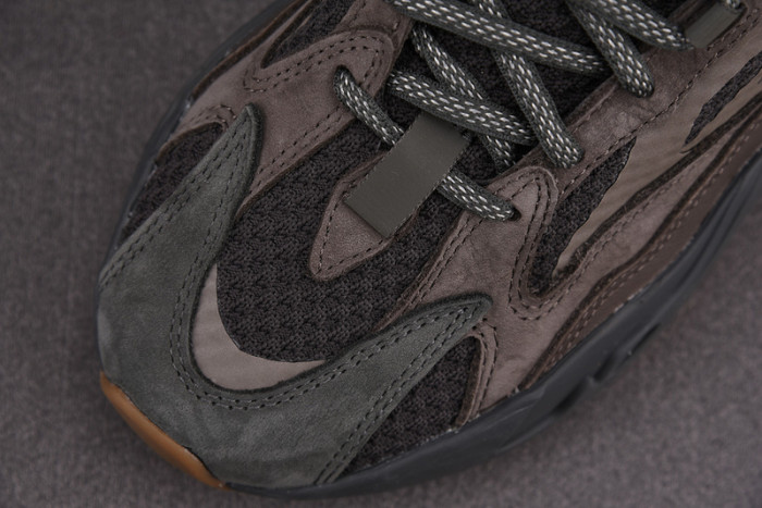 a*d*i*s Y**zy boost 700 v2 geode eg6860