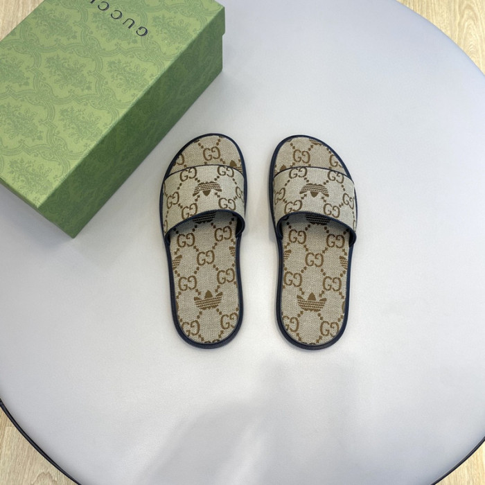 G*u*i slippers