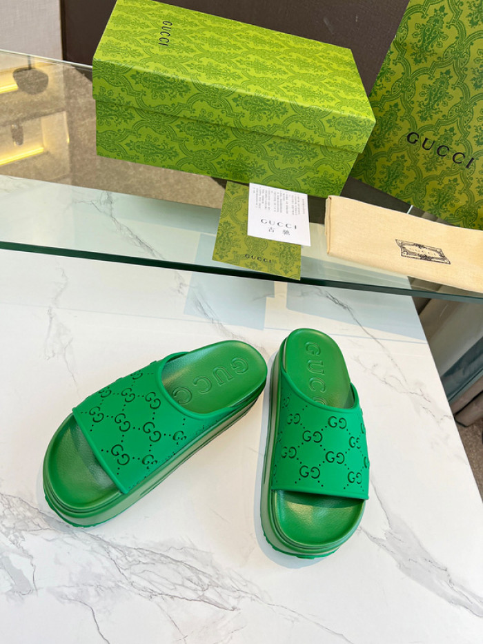 G*u*i slippers gu568-056