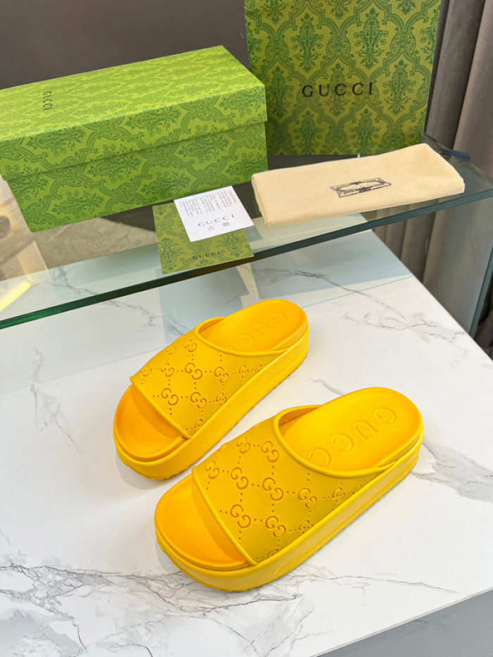G*u*i slippers gu568-053