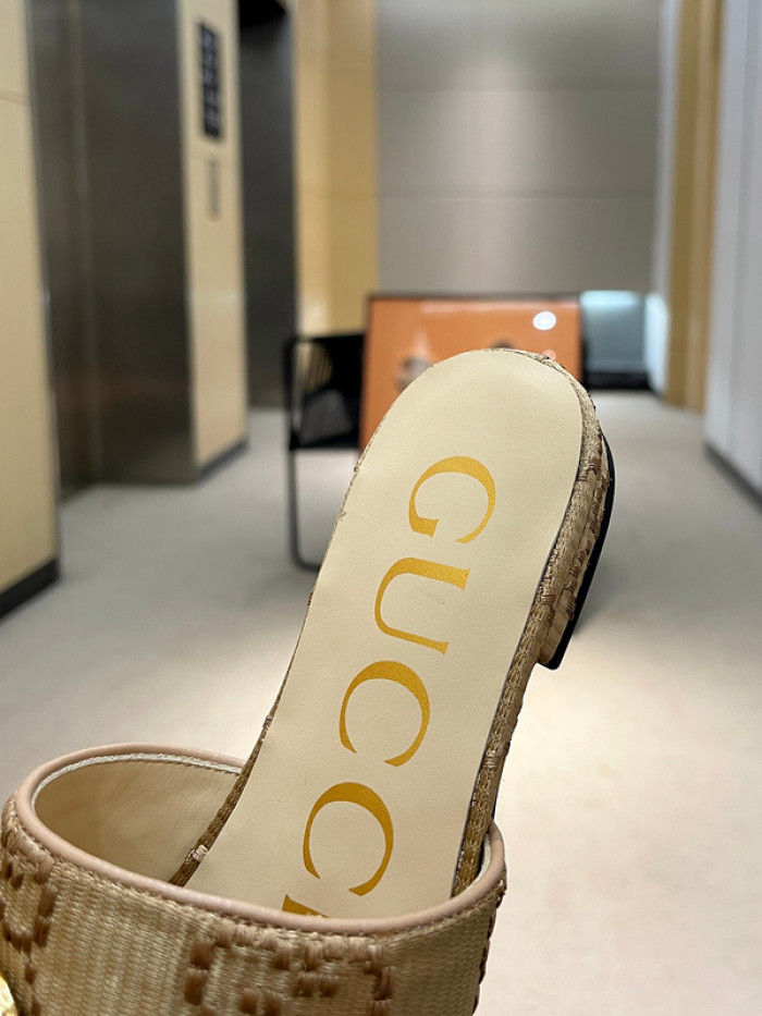 G*u*i slippers gu568-020