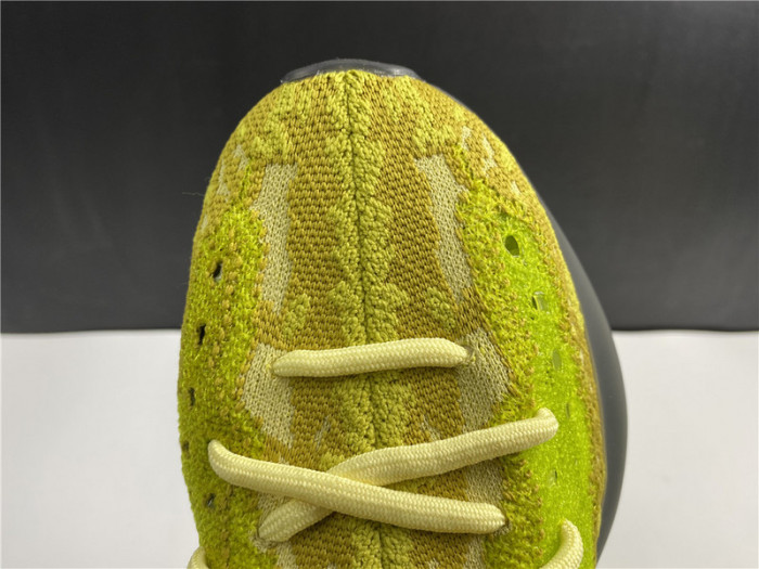 a*d*i*s Y**zy boost 380 hylte glow fz4990