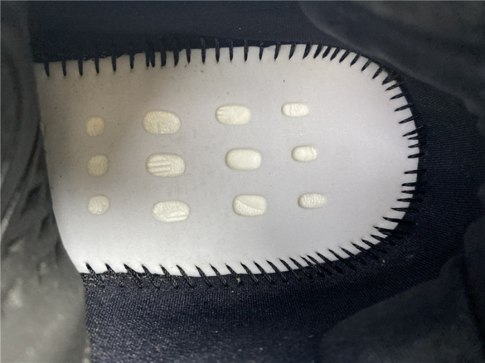 a*d*i*s Y**zy boost 380 “onyx” reflective h02536