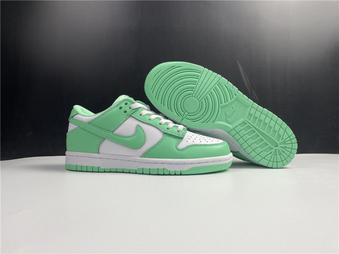 nike dunk low green glow (w) dd1503-105