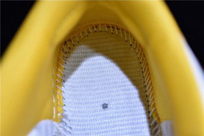 nike dunk sb low vapour mineral yellow - 304292-271