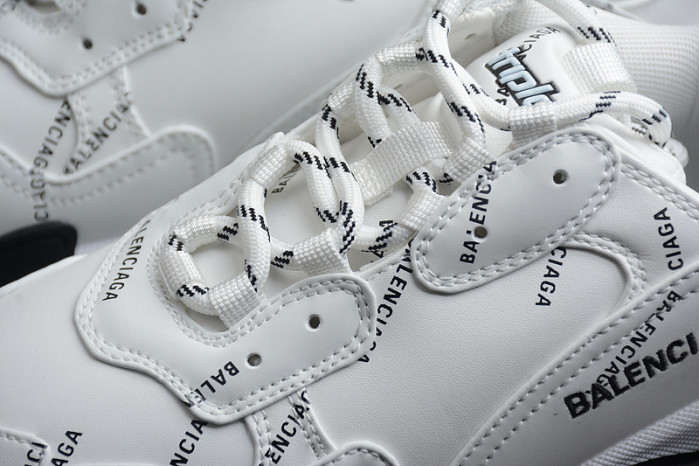 blcg sneaker triple.s allover logo 524039 w2fa4 9155