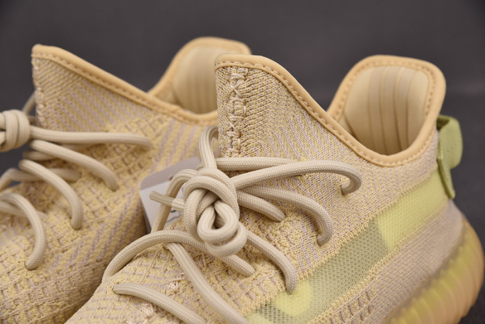 a didas Y**zy boost 350 v2 flax fx9028