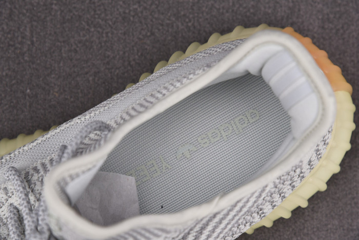 a*d*i*s Y**zy boost 350 v2 “yeshaya” fx4348