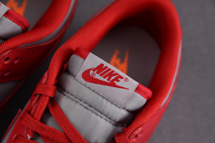 nike sb dunk low sp university red white grey dd1391-002