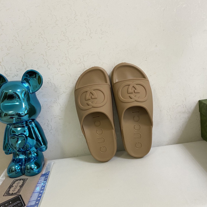 G*u*i slippers gu568-015