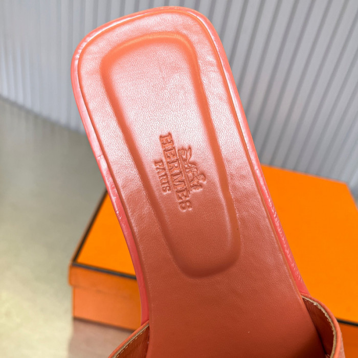 H**mes slide cu526-2047