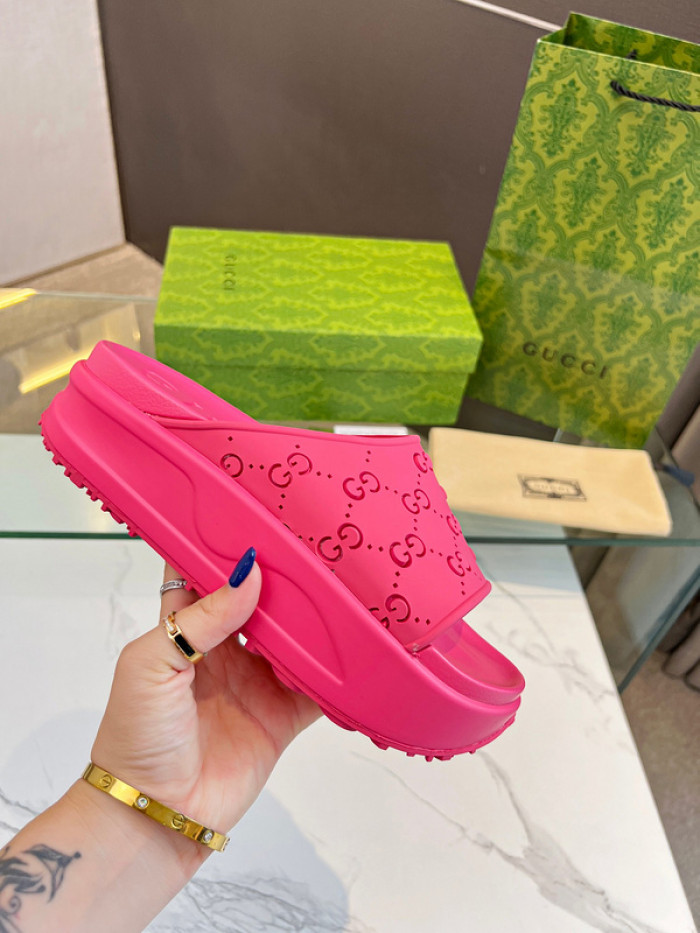 G*u*i slippers gu568-051