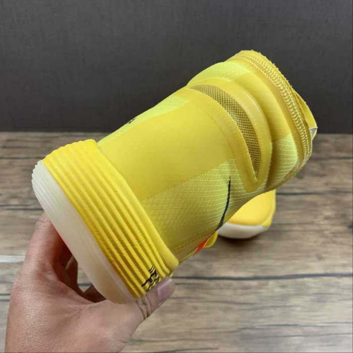 nike react hyperdunk 2017 flyknit aj4578-700