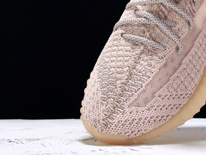 a*d*i*s Y**zy boost 350 v2 synth (reflective) fv5666