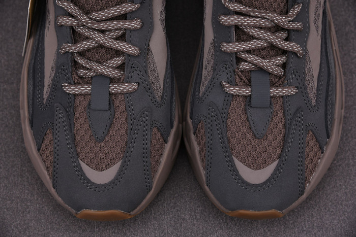 a*d*i*s Y**zy boost 700 v2 mauve - gz0724