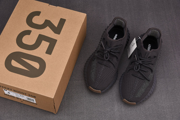 a*d*i*s Y**zy boost 350 v2 cinder reflective fy4176