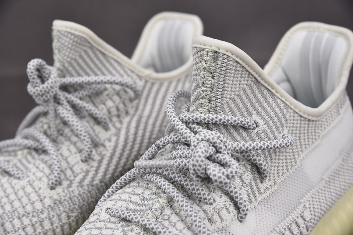 a*d*i*s Y**zy boost 350 v2 “yeshaya” fx4348