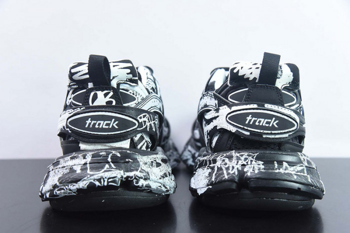 blcg track trainer 3.0 hde69737752