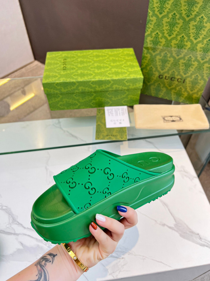 G*u*i slippers gu568-049