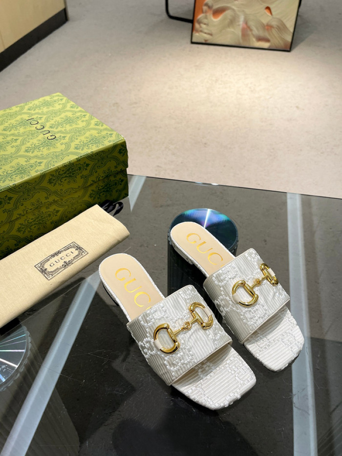 G*u*i slippers gu568-018