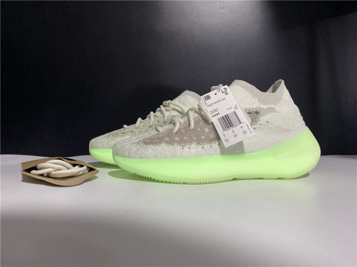 a*d*i*s Y**zy boost 380 “calcite” gz8668