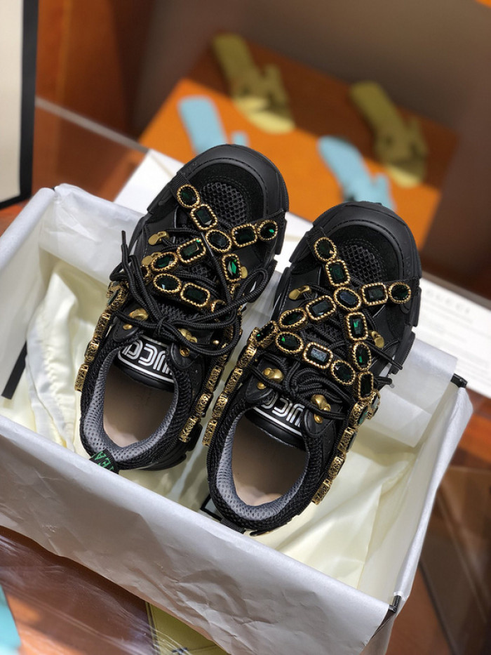 G*u*i sneaker